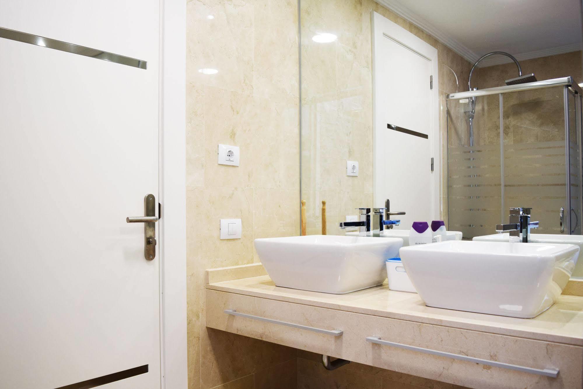 La Volpe Rossa B&B Λας Πάλμας ντε Γκραν Κανάρια Εξωτερικό φωτογραφία